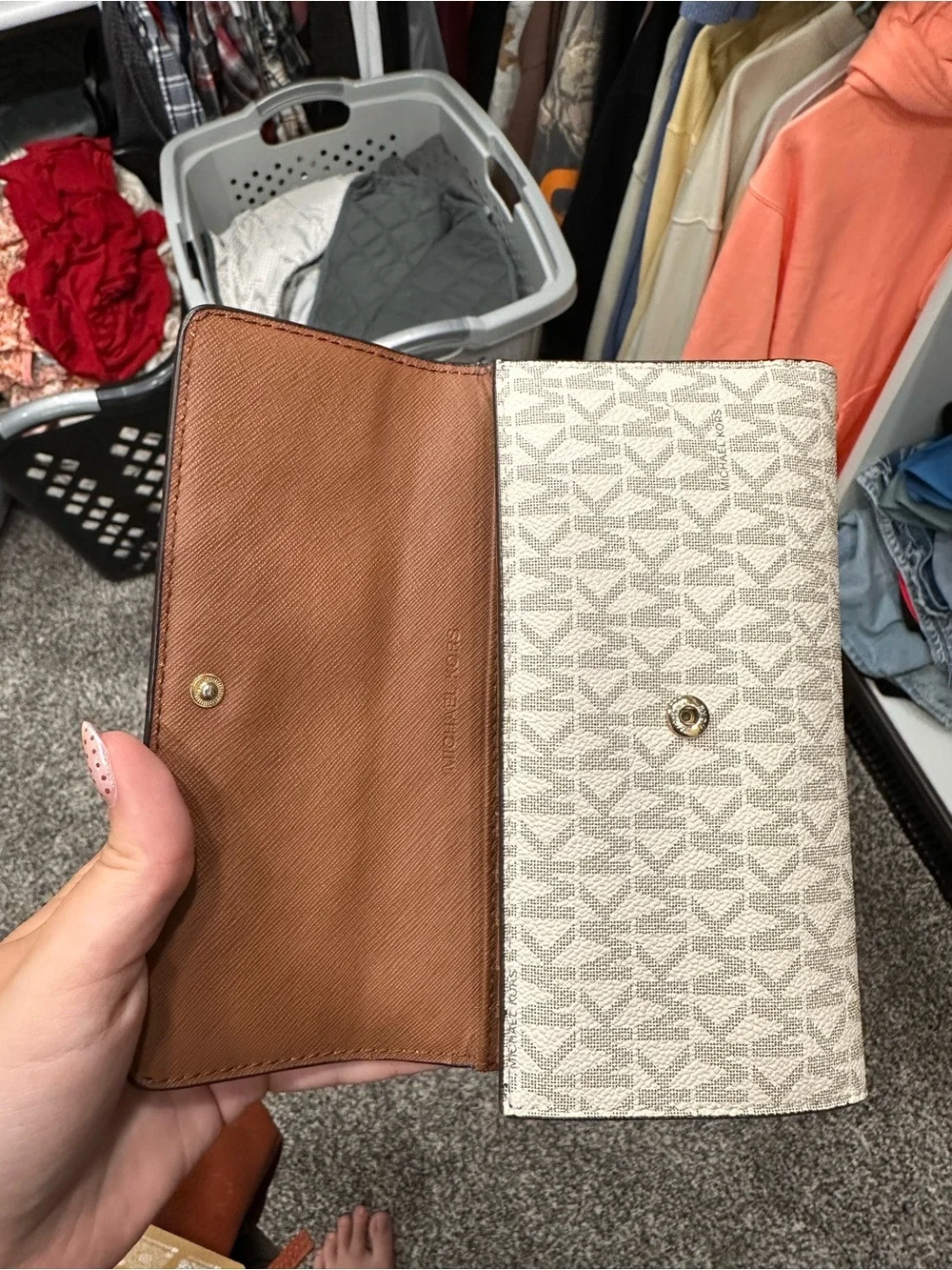 Michael Kors Beige Cream Signature Continental Wallet with Gold Logo